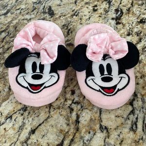 Disney Minnie Mouse Slippers | Size 5-6
